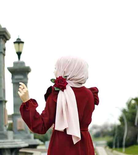 داسی کا ہی ہے اب تک سہارا
اداسی بھی اگر اکتا گئی تو🌚🥀