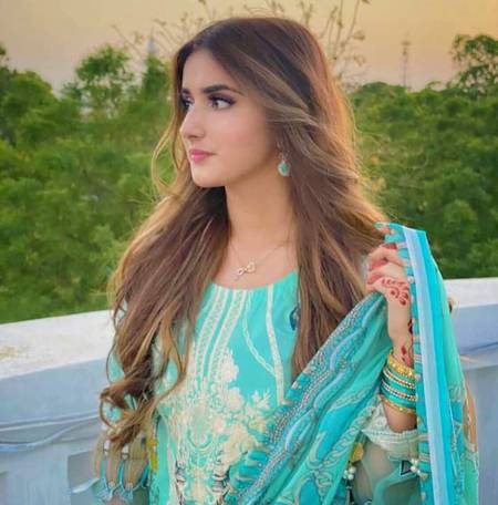 Alishba anjum..