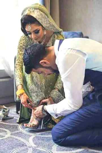 سن ! اے بدگمان, بنت حوا سن

ہر مرد ! بھیڑیا نہیں ہو تا.