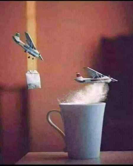 چاۓ کی قدر ان سے پوچھو⁦😒😒😒
جنہوں نے 6ستمبر کو چاۓ پینے کی خواہش پر عظیم چھترول کا سامنا کیا 👠👟👞🥿👡👢یوم_دفاع_پاکستان⁦👨✈️⁩⁦👨✈️⁩⁦👨✈️⁩⁦👨✈️⁩⁦👨✈️⁩⁦👨✈️⁩