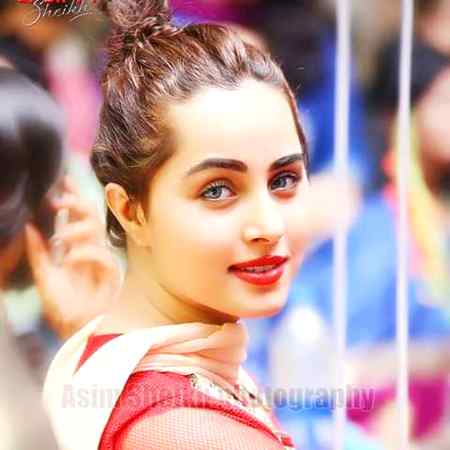 Beautiful nimra khan. .