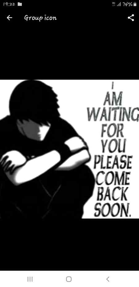 تم سے اچھا تھا کہ چاند سے عشق کر لیتے 
فاصلہ دور ہی سہی نظر تو آتا ہے.