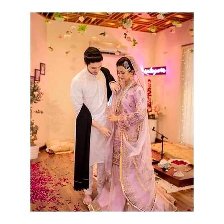 💖 پاکیزہ ہو میرا رِشتہ اُس سے اِس قدر مولا 😇

💗 کہ جنّت تک اُس کا ہاتھ ، میرے ہاتھ میں ہو 💑🏻