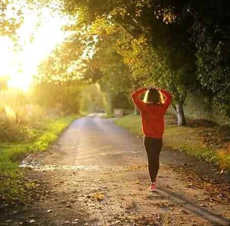 وہ پتھر کہاں سے ملے گا جس سے لوگ
دل پر رکھ کر سب بھول جاتے ہیں...😢