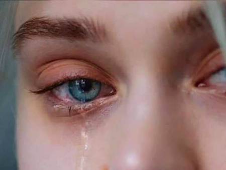 اے اشک نہ کر ظلم ذرا دیر ٹھہر جا 

اک شخص ابھی میری نگاہوں میں بسا ہے