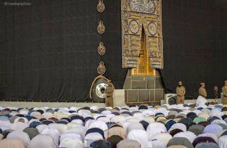 نگاہِ لطف سے اِک بار پھر دیکھو، غلاموں کو پریشاں حال ہے اُمت، آپ کی یا 💕رسول اللّٰہﷺ