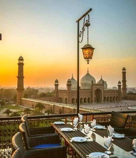 Khyber hujra Badshahi masjid Lahore
