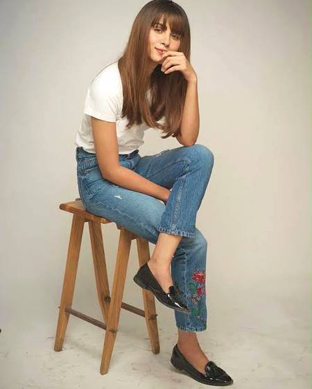 Nimra khan