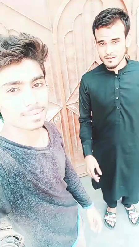 تم جو مصروف زمانہ ہو تو میں بھی رستے میں پڑا تھوڑی ہوں 🖤🥀