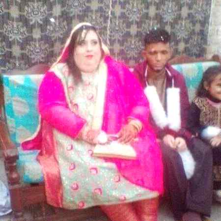 Sending by fareed ahmed shaikh kon hai ase yehan pe