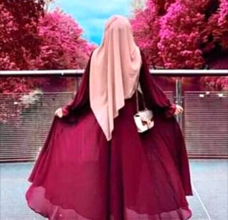 میں نے کبھی خود کو اتنا سمجھدار نہیں سمجھا 
کہ دوسرے مجھے بےوقوف لگیں.🍃 

میں نے کبھی خود کو اتنا نیک نہیں جانا کہ باقی 
سب مجھے گنہگار نظر آئیں...🍃

ہر حال میں اپنے خالق کو یاد رکھا ہےبیشک وہ بہتر جانتا ہے اس نے جس کو بنایا اور جیسا بنایا 

🌹الحمد للہ علی کل حال🌹