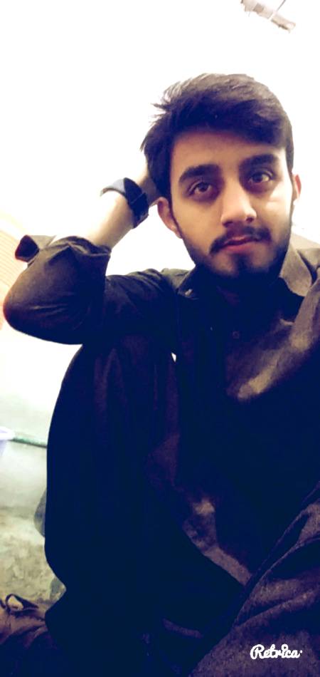 -"بچپن والے کھلونے پوچھ رہے ہیں
 کیسا لگتا ہے جب لوگ تمھارے ساتھ کھیلتے ہیں___"🙂💔