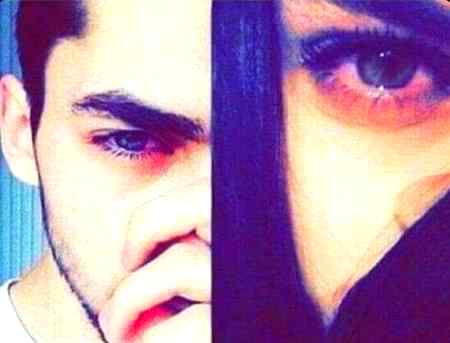 سب سے پر امن واقعہ یہ ھے کہ

آدمی آدمی کو بھول گیا

جون ایلیا۶