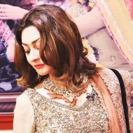 Jana malik. ...