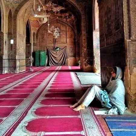 ایک ناٹک ہے زندگی جس میں..🔥
آہ کی جائے___ واہ کی جائے..🤍
Anu malik😩😇