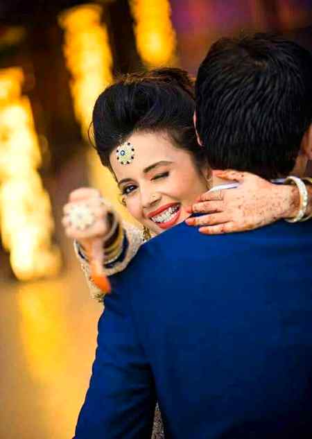 چل گلے میں ڈال دے بانہیں😊
زمانے کو جلتا ہوا دیکھیں😉💞
🔥