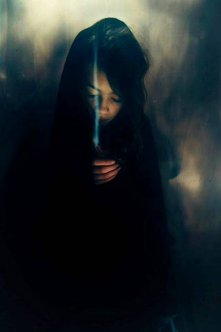Darkness is better than fake people😑😑