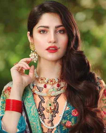 •||•CHAI SA ISHQ KIYA HAI TUM SE•||•
•||•SUBAH SHAAM NA MILO TOH SIR DRD REHTA HAI•||•