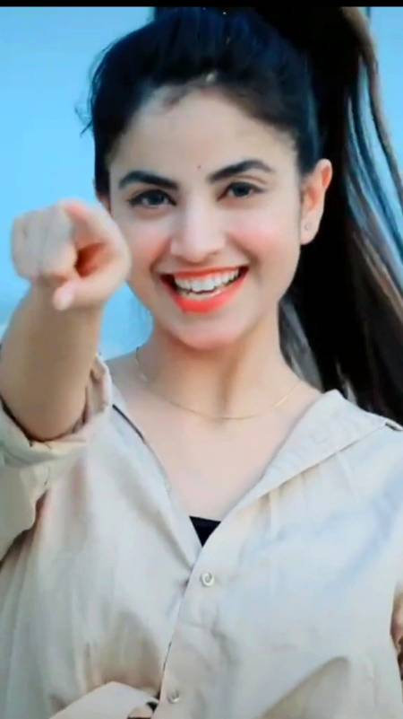 Sacha pyr hai to tbhi intzr hai wrna Aaj k zameny main aik k bad dosra tryr hai🙂