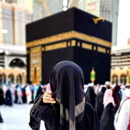 وہ مکہ مکرمہ جو کونین کا تاج ھے
جس کا دیدار مومن کی معراج ھے
زندگی میں خدا ھر مسلمان کو
وہ مکہ دیکھا دے تو کیا بات ھے