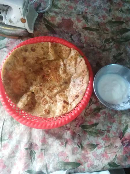 koi hain edr jo humry 7 nishta kary gaa