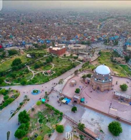 Hmm multan shareef😍