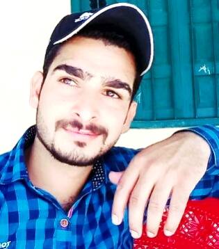 Dekhnay walay dekh len soorat...
Phir yeh soorat nazar nahi aani....