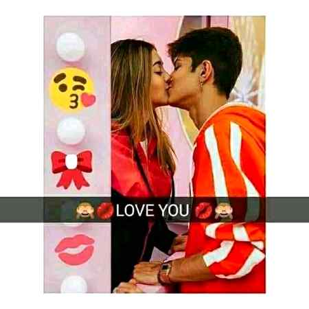 ناراض ہو کر بھی ناراض نہیں رہتے...
❣صاحب
ایسی محبت کرتے ہیں تم سے...😗😗For u s jaa