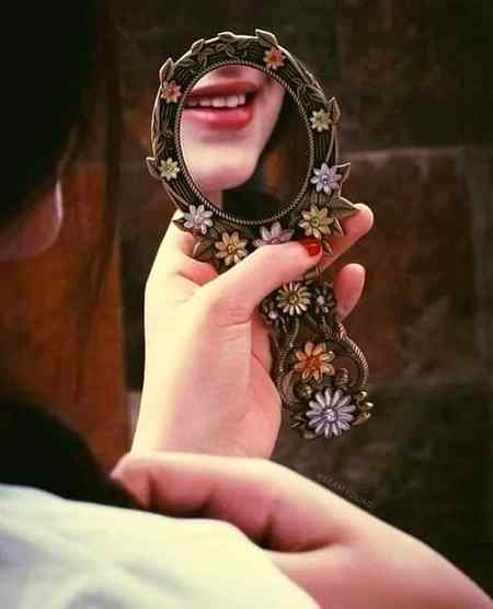 سلگ رہا ہوں کئی دن سے اپنے ہی اندر میں
اب جو لب کھولوں گا تو بہت تماشا ہو گا