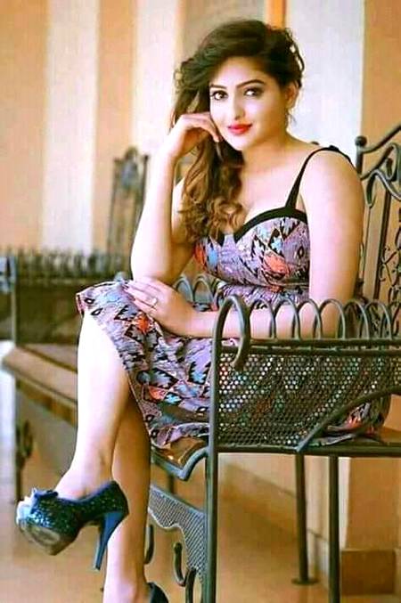 Asi lrkiyn pakistan mn q nh hain my fav girl❤❤❤