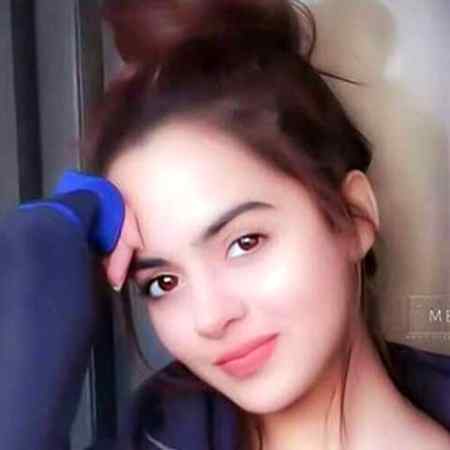 مجھے پرواہ نہیں زمانے کے نوابوں کی😎✌️
میرا اپنا معیار ہے اسی میں رہتی ہوں✌️😎😍😳😊👉