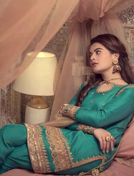 Minal Khan