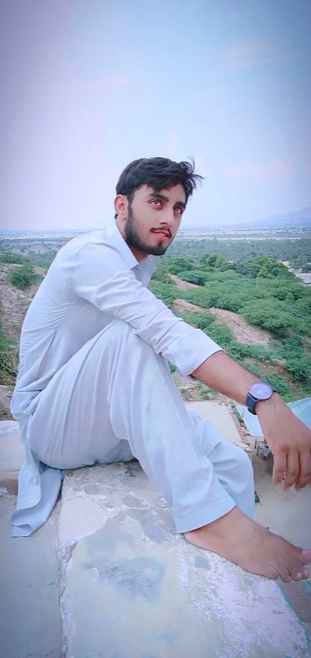 Dmadm walo Allah ka wasta h the plzzz koi aisa tareeqa bnao k jo b 1on1 me msg kry to dsry ko notification sound recieve ho plzzz krdo aisa. 🙏🙏🙏😣😣😣