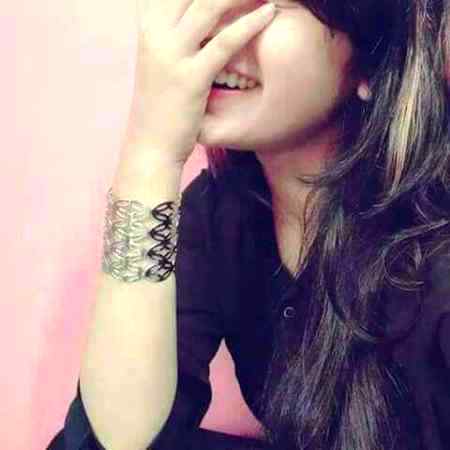 Ap ate hain' jiss khyal mai... Hyee us khyal k sadky
