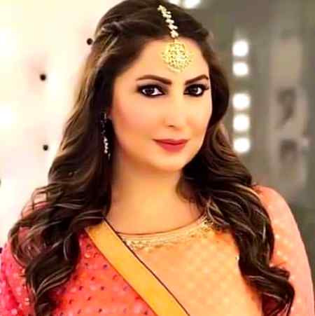 Saima noor. ...
