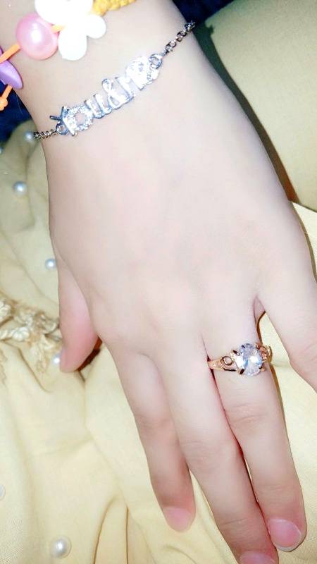 آہ کو چاہیئے اک عمر اثر ہوتے تک کون جیتا ہے تری زلف کے سر ہوتے تک 
Um e Hani Rajpoot