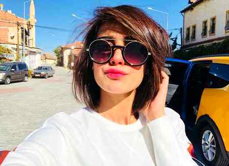 New look iqra Aziz 🔥