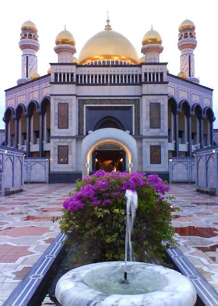 Beautiful Jame Asr Mosque in Brunie 💕💕