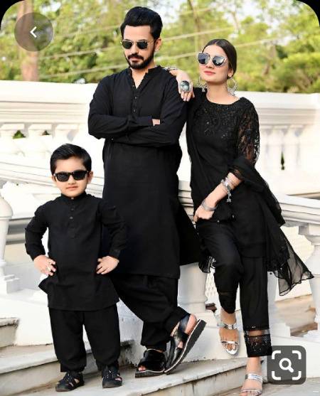 " - اور کالا__رنگ خاص اس لیے بھی پسند ہے مجھے...!! ❤

" کہ یہ بدلتا نہیں اپنا رنگ دوسروں سے ملنے کے بعد.....!! 😌🔥