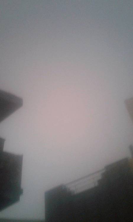 Stromy weather in LAHORE full of dust and darkness