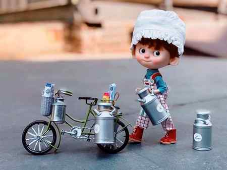 بابا جی کہتے ہیں کہ مجھے ابھی تک سمجھ نہیں آیا کہ لڑکیاں جو اپنے نام کے ساتھ Doll لگاتی ہیں

وہ لسی والا ڈول ہے
یا دودھ والا🤔