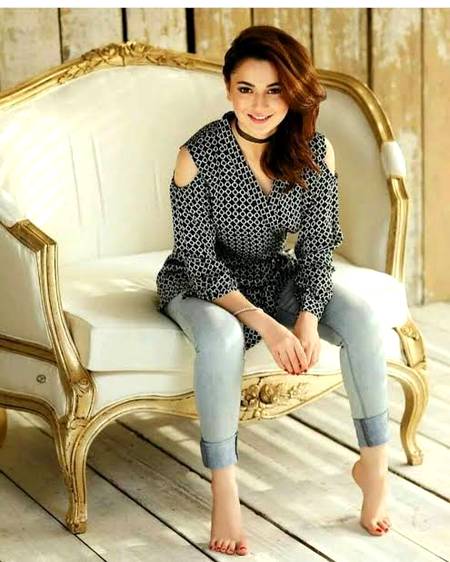 Hania Amir