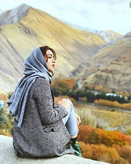 سلامت رہیں محبتیں سب کی 
خدا کسی کو کسی سے جدا نہ کرے  🥀
