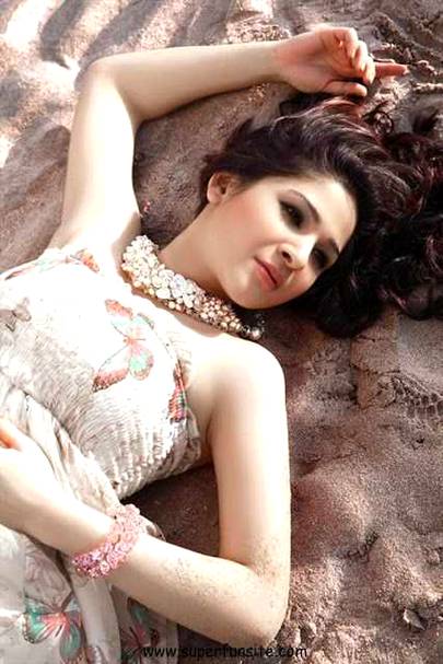 Ayesha omar like 🔥