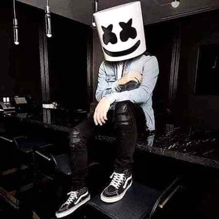 وہ یونہی نہیں بچھڑی مجھ سے 😢

میں بھی اسکی سہیلی کو مس کالیں
 مارتا تھا