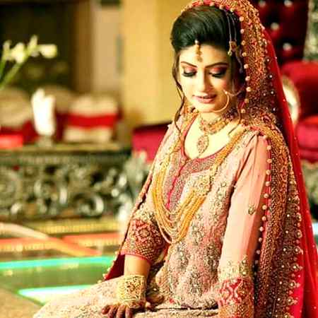 چلو ہم پاس رکھ لیں گے تیری باتیں تیری یادیں😑😉
محبت تیرے صدقے میں یہی ملتی ہیں سوغاتیں💔🔥