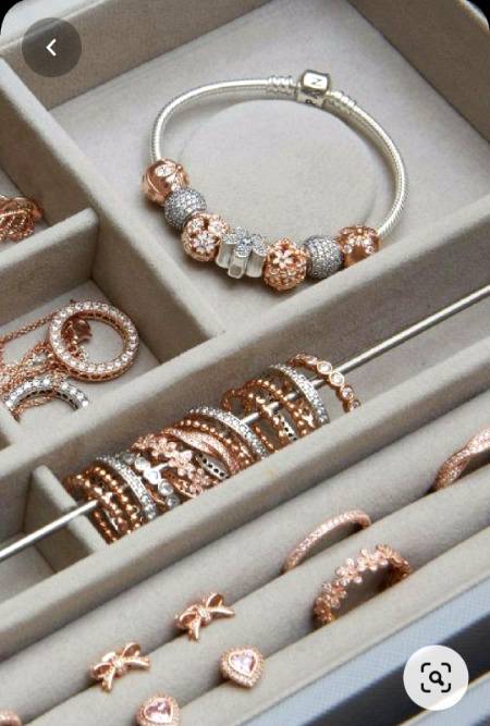 .💓. .😎┌(・。・)┘♪💕