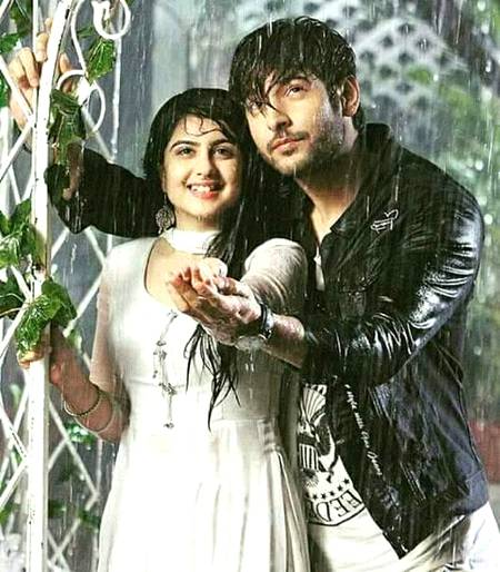 *اس💦 بارش کی طرح تجھ پر 🌧️برستی رہیں خوشیاں__* 
*ہر بوند 🌸تیرے دل❤️ سے ہر غم کو مٹا دے____💦*