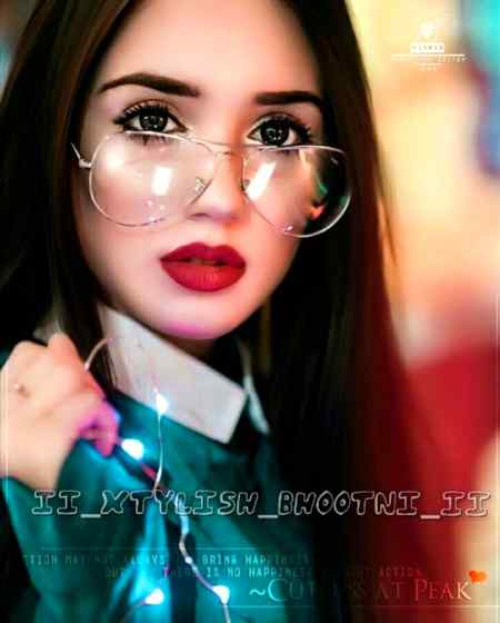 Larkiyan aysi honi chaiye larkiyan wesi honi😕chaiye😬hum larkiyan bhi insan hain koi ice cream flavor nhi😕😏👈