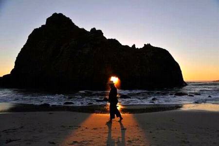 - میں کسی کام کا ہی نہیں ورنہ🔥

 وہ کسی کام سے ہی آجاتا